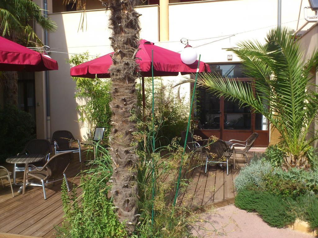 Hotel Le Relais Du Luberon Maubec Kültér fotó